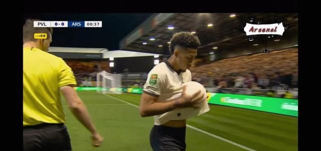 开云中国体育平台入口赛后体能课后，阿森纳调整名单备战全明星赛，球迷炸锅，阵容厚度经受考验的简单介绍