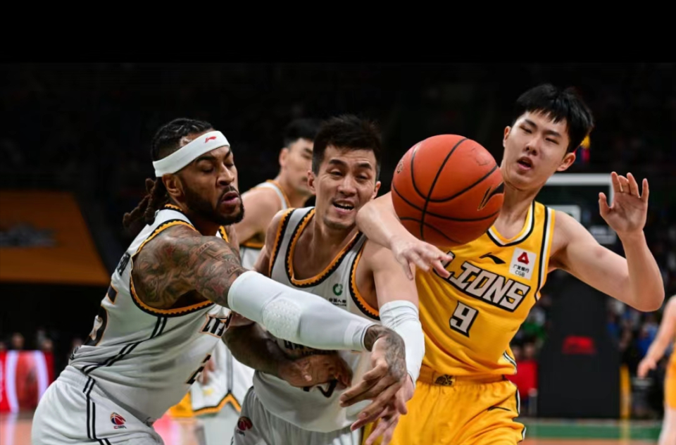 Kaiyun登录通道关于转折点山东泰山篮板制胜国际比赛日布莱顿伤情更新，集结日夏洛特黄蜂状态回暖瞬间刷屏的信息